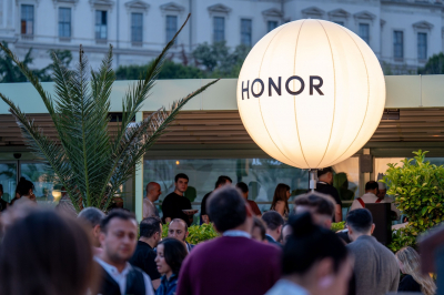 Стамбул — идеальная сцена для HONOR 400