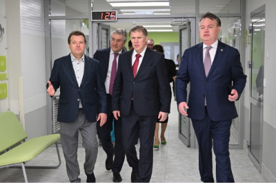 Михаил Мурашко побывал в детской поликлинике в ЖК &laquo;Волжские просторы&raquo; Казани