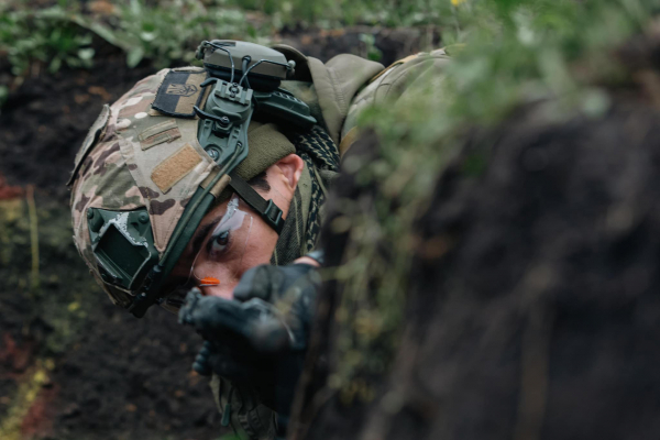 Подполковник Дэвис: Украина истощена и может рухнуть в любой момент