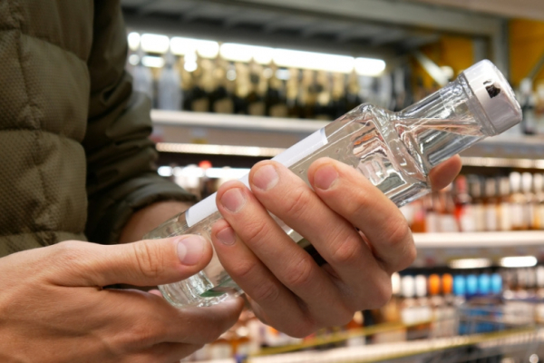 Психиатр раскрыла, как быстро может развиться водочный алкоголизм