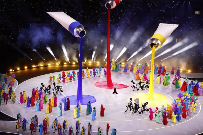 Показ мод в&nbsp;память Армани и&nbsp;выступление Марайи Кэри: яркие кадры с&nbsp;открытия Олимпийских игр в&nbsp;Италии