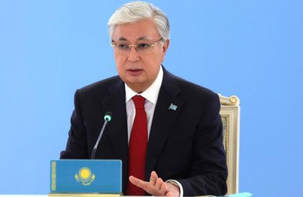 Токаев вручил президенту Монголии высшую государственную награду Казахстана