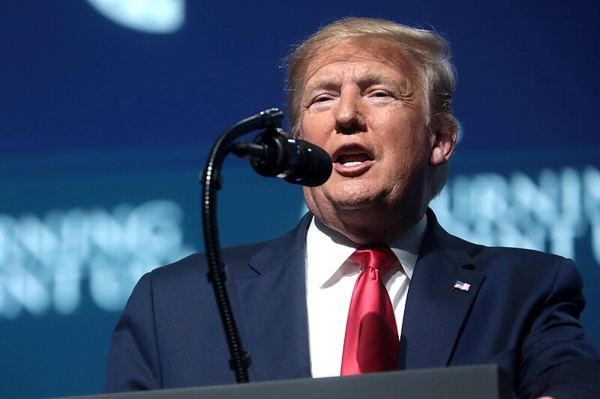 Sohu: Слова Трампа о смерти экс-главы ФБР возмутили даже республиканцев MAGA