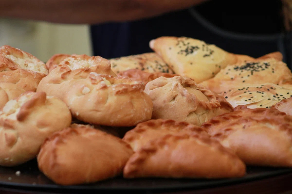 На что обращать внимание при покупке выпечки в России