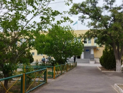 Охранника школы задержали за домогательство к ученице в Актау