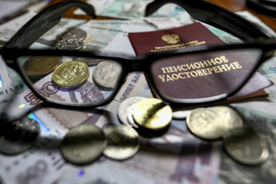 Россиянам разрешат забрать пенсионные накопления сразу &mdash; названы условия и категории