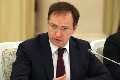 Мединский призвал ввести отработку для студентов, отучившихся в ВУЗе на бюджете