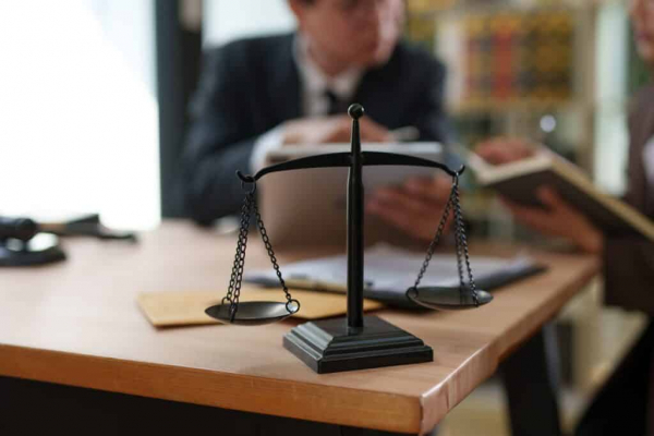 Единая адвокатская мантия утверждена в Казахстане