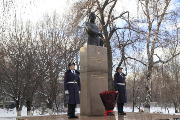 Наследие Бауыржана Момышулы изучают военнослужащие и жасулановцы