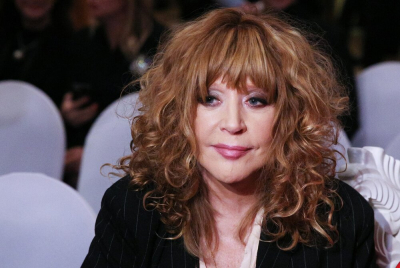 Продюсер Дворцов объяснил, почему Цыганова не сможет перепеть хиты Пугачевой