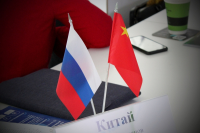 Новый шаг к безвизовому режиму: что обсуждали Россия и Китай на переговорах