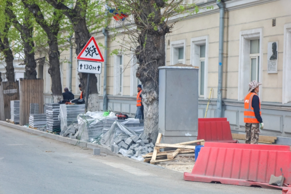 Новые дорожные работы начинаются на Русской во Владивостоке: в ЦОДД передумали