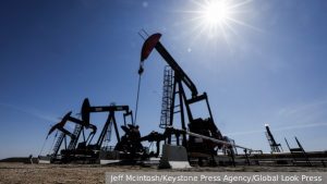 Цена нефти Brent поднялась выше 103 долларов