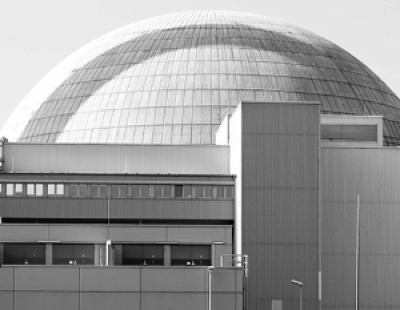 Москвич отдал мошенникам сейф с 71 млн рублей