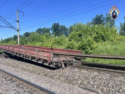 В Татарстане следователи выясняют обстоятельства схода вагонов грузового поезда