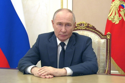 Путин призвал адаптировать образование к экономике