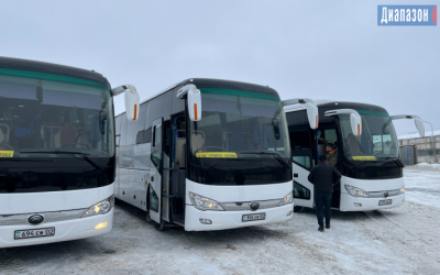 В Хромтау перестали ездить автобусы. Рейсы остановили после жалобы таксиста