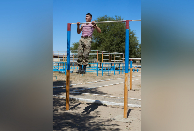 Не только боец, но и защитник: двукратный чемпион служит Родине