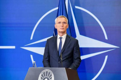Столтенберг не исключил, что США могут покинуть НАТО