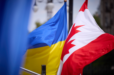 Канада выделила Украине $925 млн на боеприпасы и бронемашины