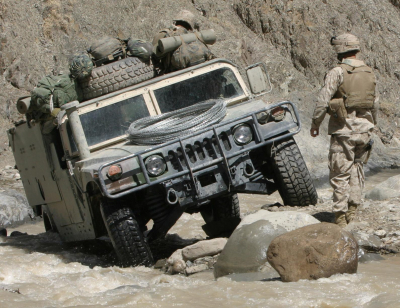 Расчет БПЛА «Север» уничтожил американский Humvee ВСУ в Сумской области