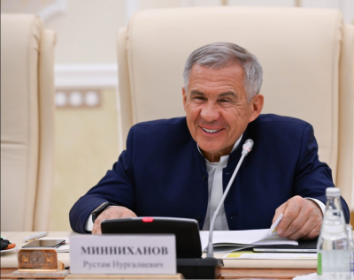 На саммите АСЕАН Минниханов провел встречу с министром иностранных дел Турции