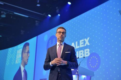 Президент Стубб прокомментировал ажиотаж вокруг отправки двух финских военных в Гренландию