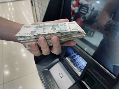 Аналитик Игорь Додонов: «Отток денег из банковской системы продолжится»