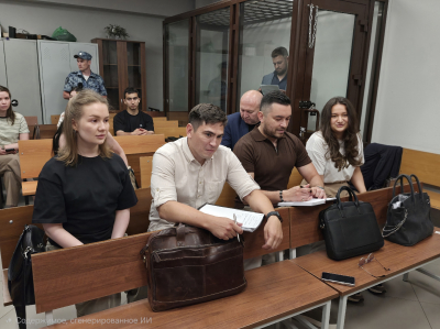 «Тебя посодют, а ты не воруй»: дело казанских ижсников дошло до суда