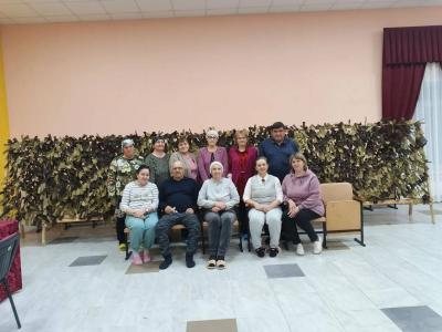 Жители села из Алькеевского района сплели 18-ю маскировочную сеть для бойцов СВО