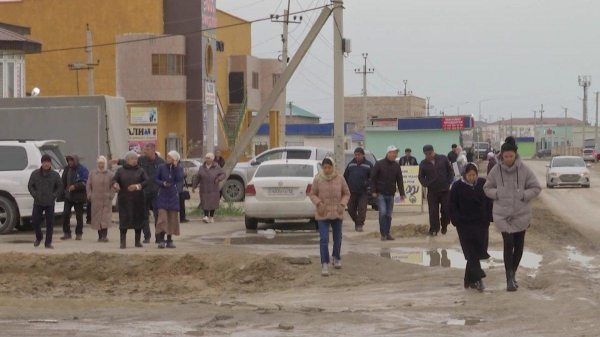 "Не требуем сверхевропейских условий": состоянием дорог возмущены в Мангистау (видео)