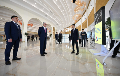 Токаев посетил Tulip Hall: культурные проекты и цифровые технологии