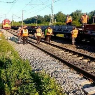 В Татарстане после схода вагонов задерживаются пассажирские поезда