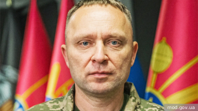 Внук де Голля назвал первые заявления нового главкома ВСУ глупыми лозунгами