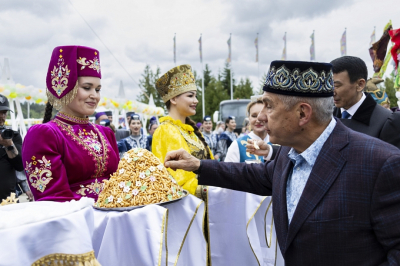 Фото: как в Нижнекамске прошел Сабантуй и якутский праздник Ысаах
