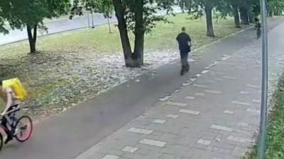 Не успел затормозить: на видео попал момент смертельного ДТП с самокатчиком в Нижнекамске 18/06/2026 – Новости